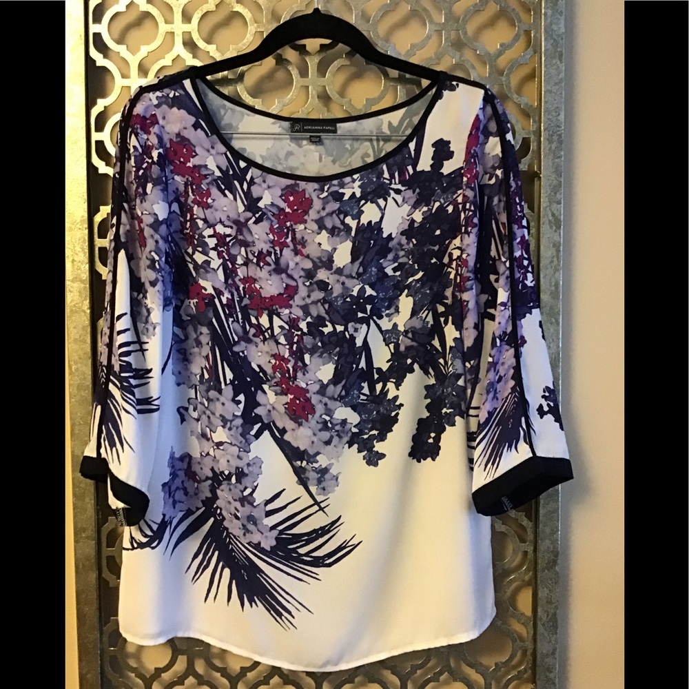 Adrianna Papel blouse- like new!